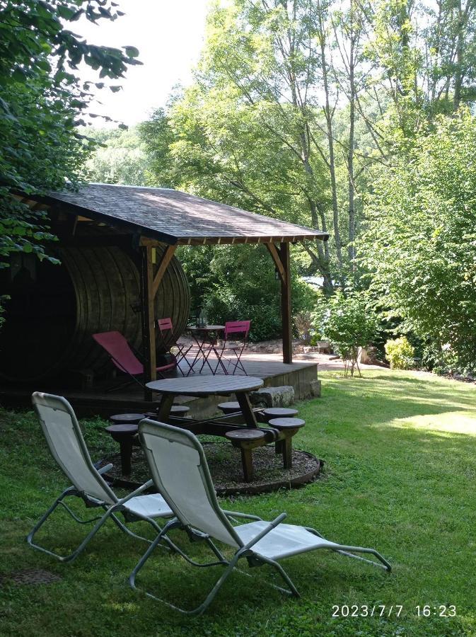 Les Tonneaux De Lisores Exterior foto